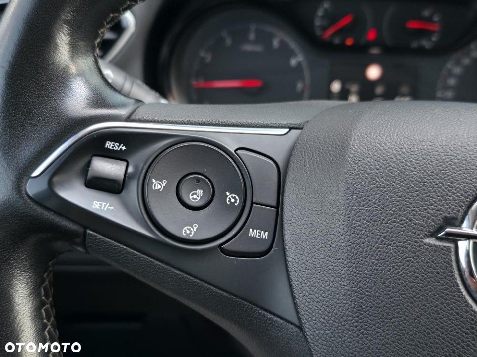 Opel Grandland X - 21
