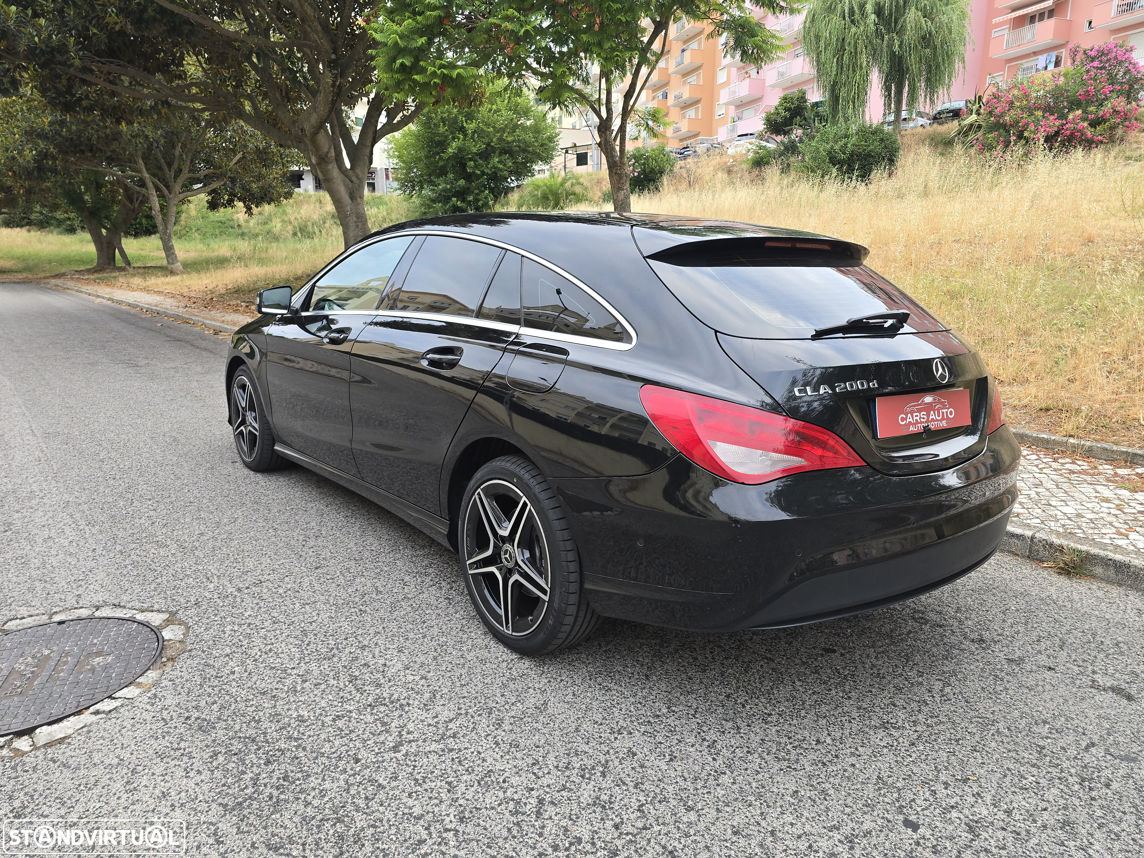 Mercedes-Benz CLA 200 d Shooting Brake Urban Aut. - 10