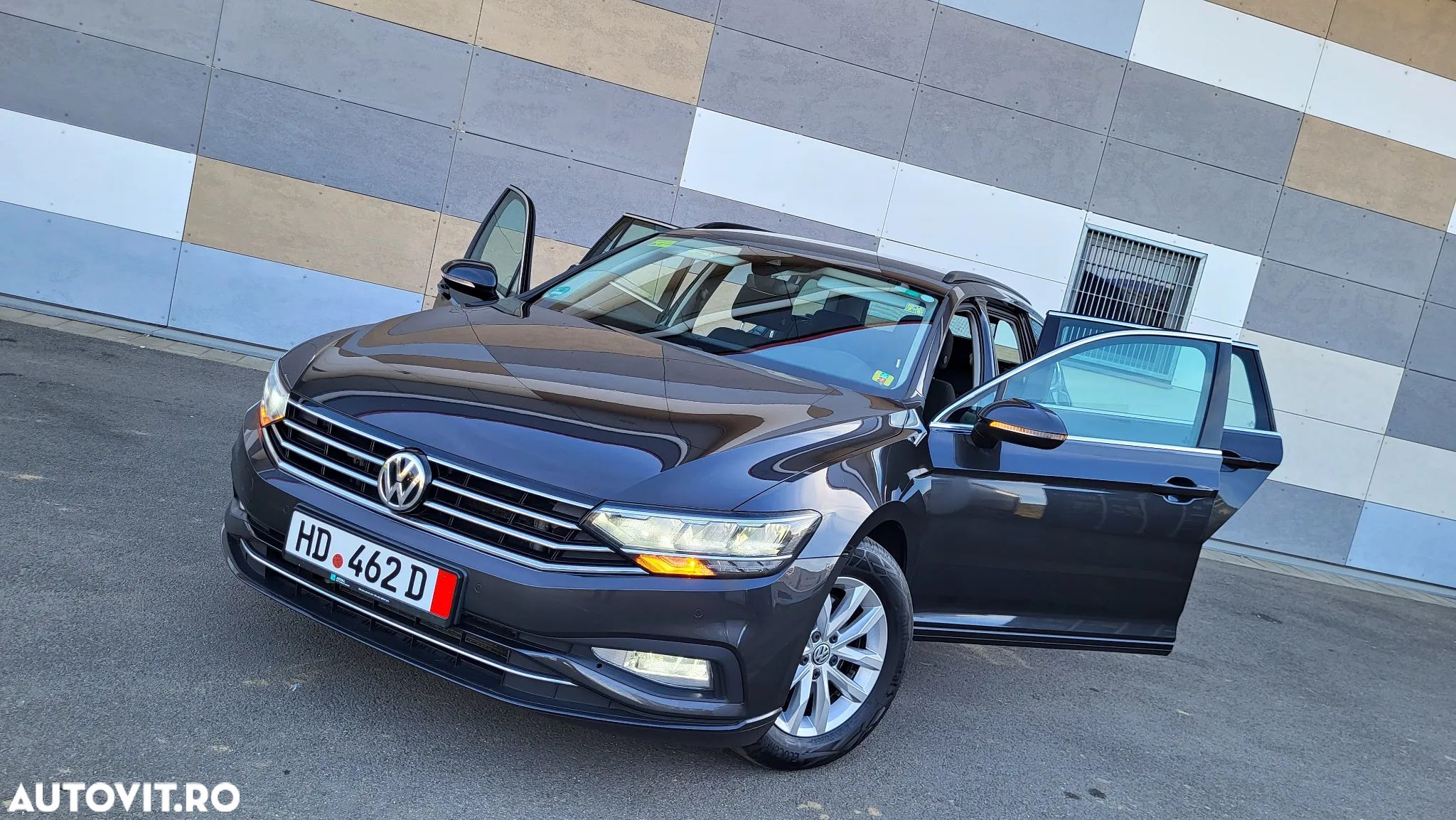 Volkswagen Passat Variant 2.0 TDI SCR DSG Comfortline - 1
