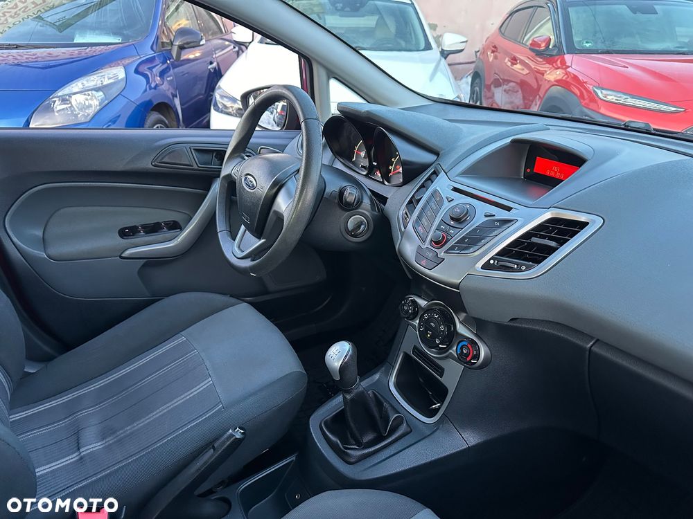 Ford Fiesta 1.6 TDCI Connection - 9