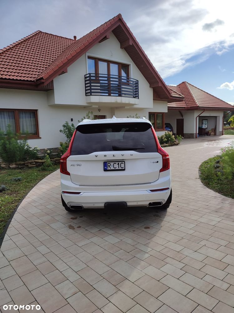 Volvo XC 90 - 2