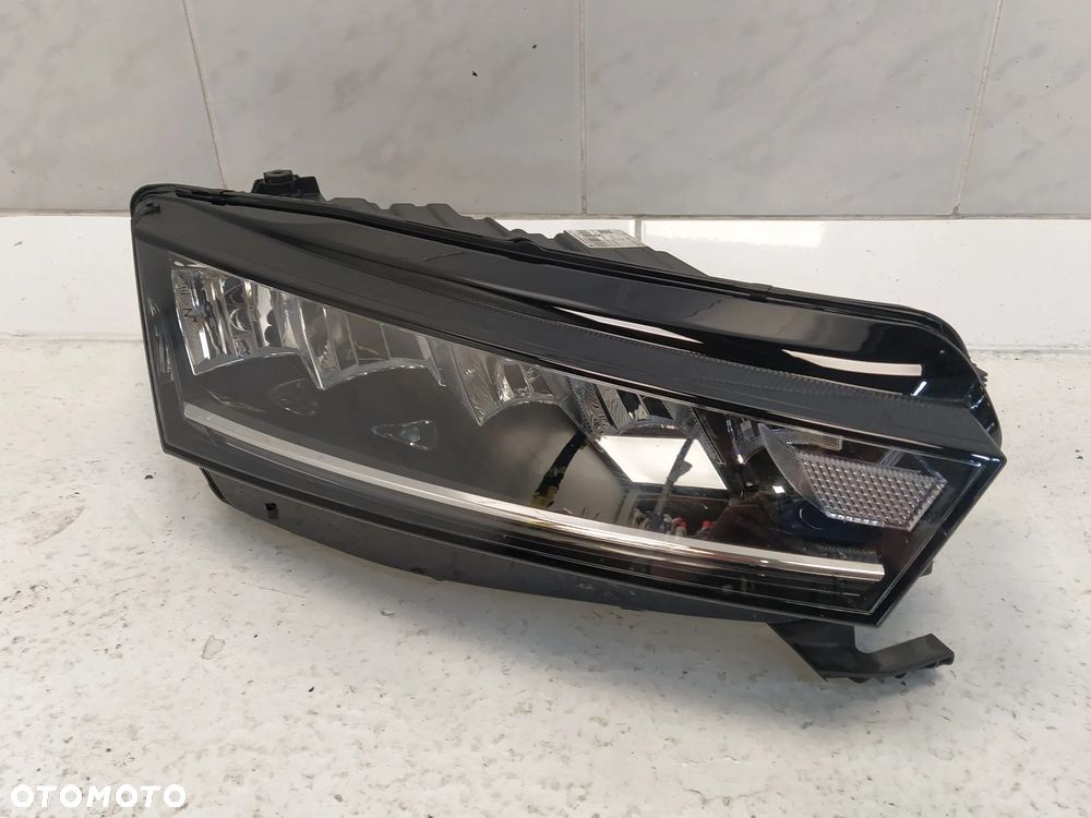 SKODA OCTAVIA IV 4 LAMPA REFLEKTOR PRAWA PRZÓD PRZEDNIA FULL LED / CRYSTAL LIGHTING ORYGINAŁ - 3