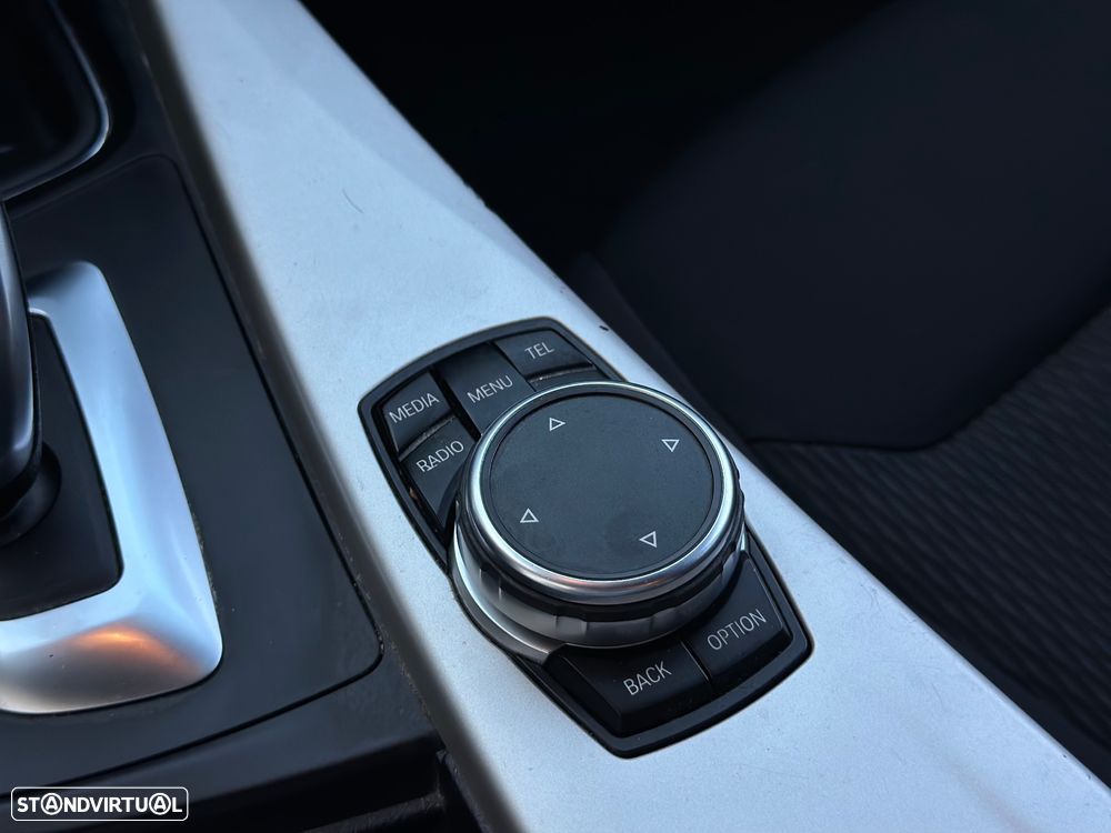 BMW 320 d Auto - 15