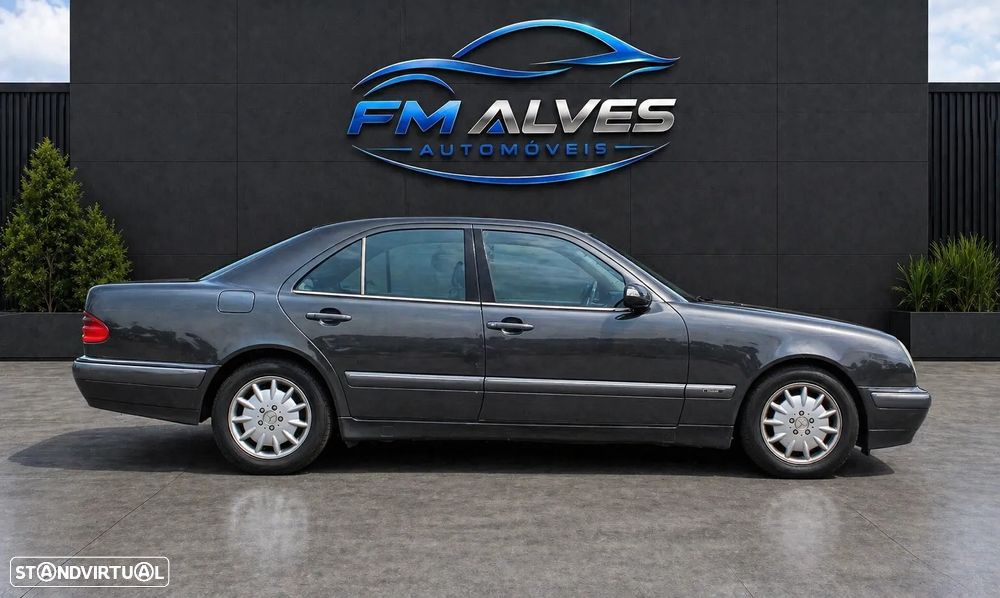 Mercedes-Benz E 220 - 9