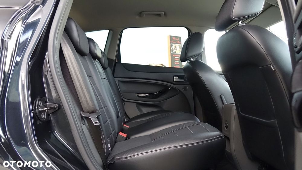 Ford Kuga - 25