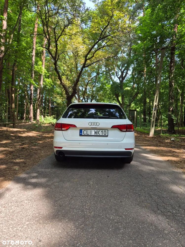 Audi A4 Avant - 4