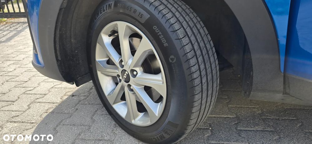 Kia Stonic 1.2 L - 24