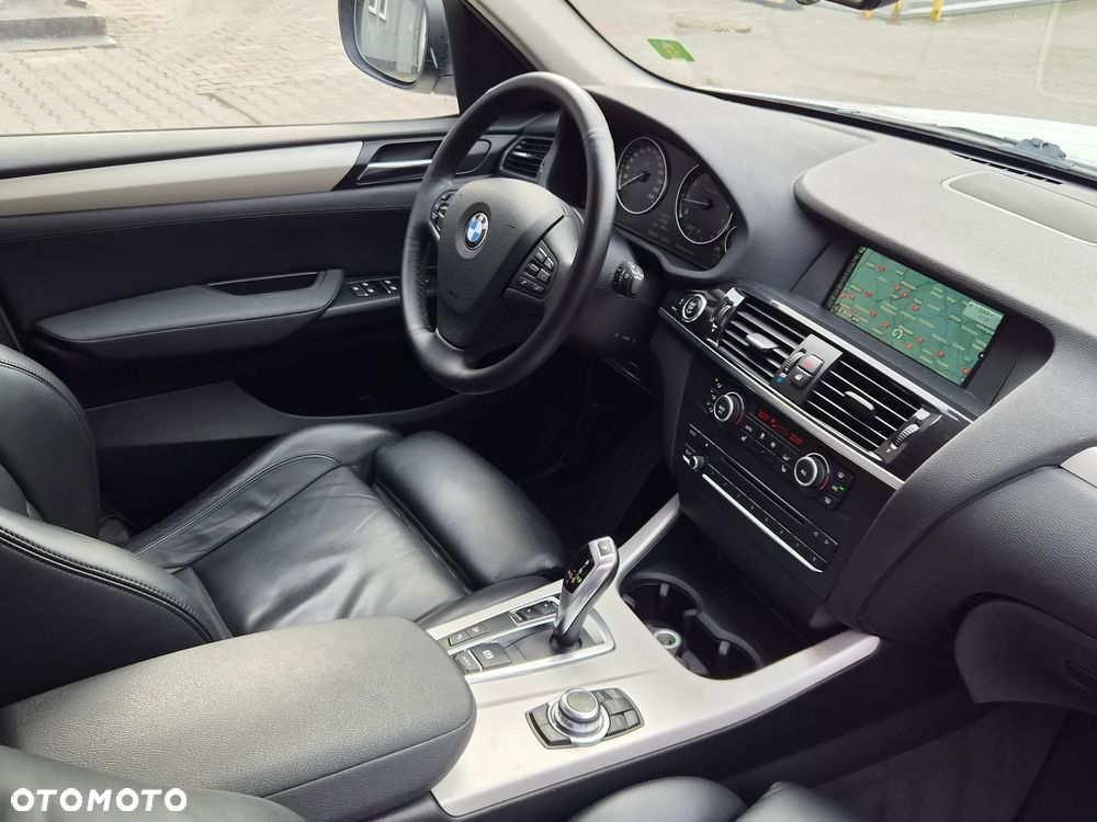BMW X3 xDrive20i - 14