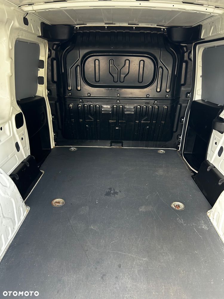 Fiat Doblo - 12