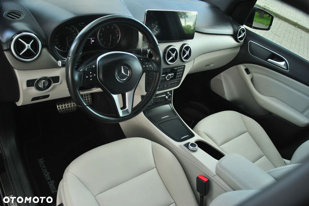 Mercedes-Benz Klasa B 180 (BlueEFFICIENCY) 7G-DCT - 7