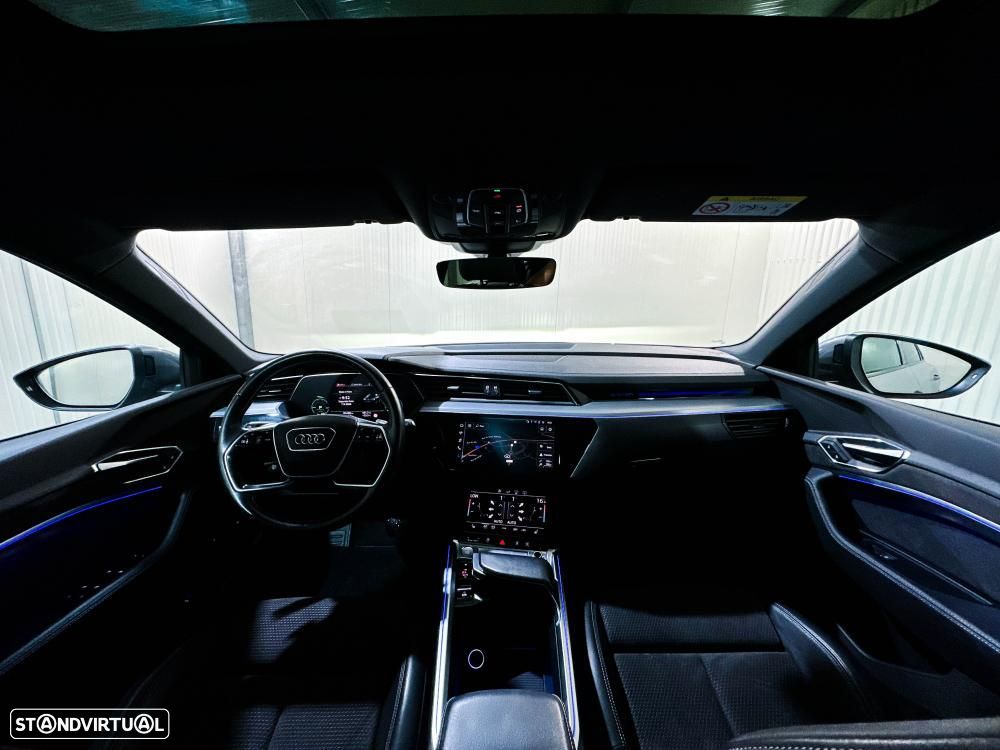 Audi e-tron 50 quattro S line - 11