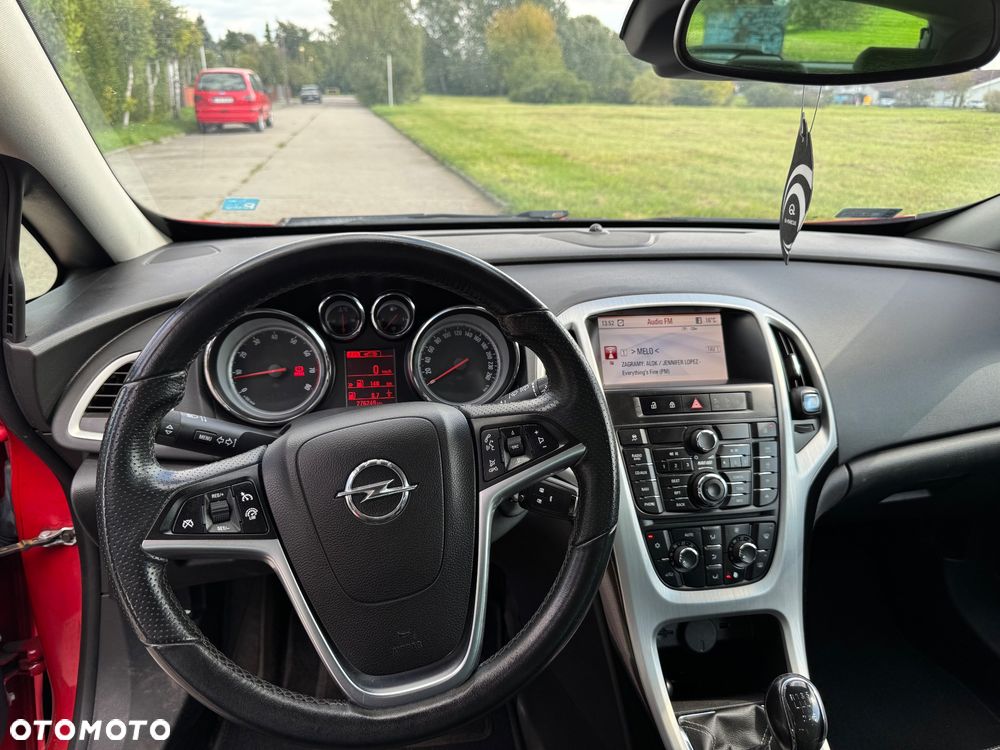 Opel Astra 1.6 Turbo Edition - 8