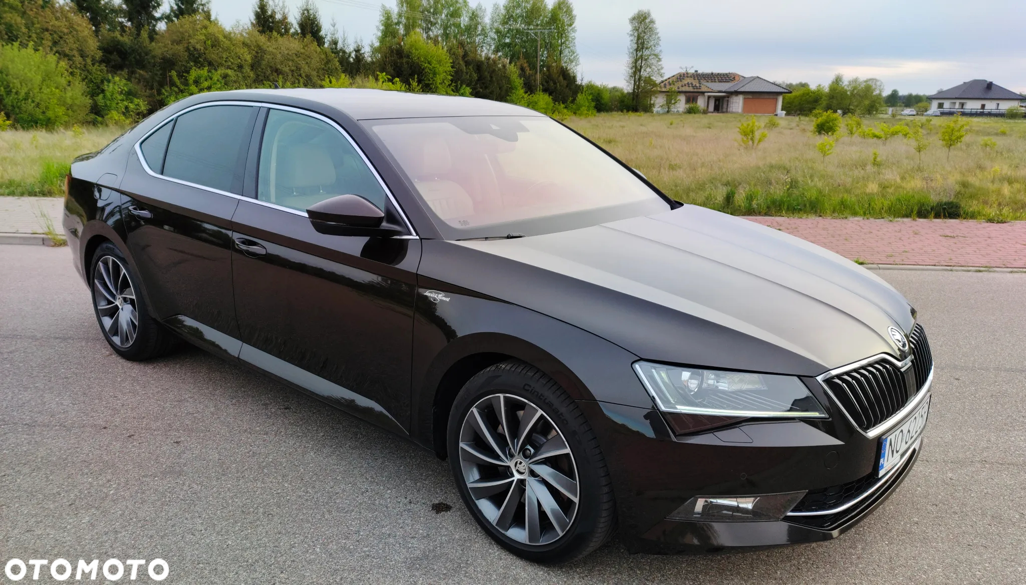 Skoda Superb 2.0 TSI 4x4 L&K DSG - 2