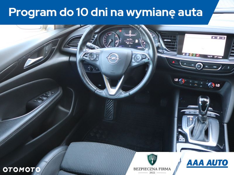 Opel Insignia - 8