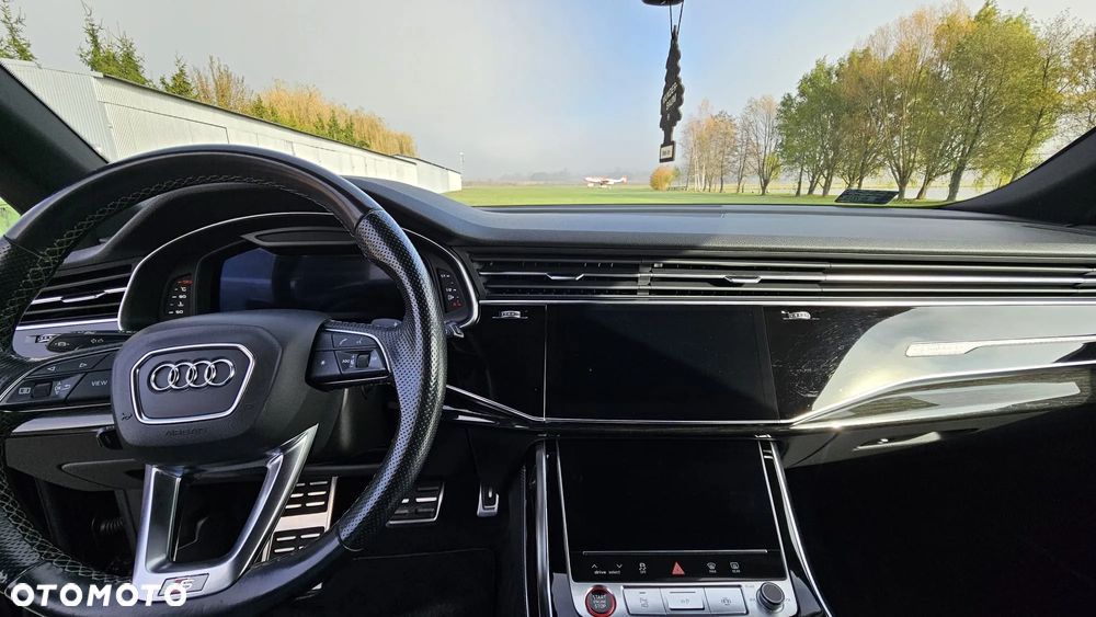 Audi SQ8 - 15