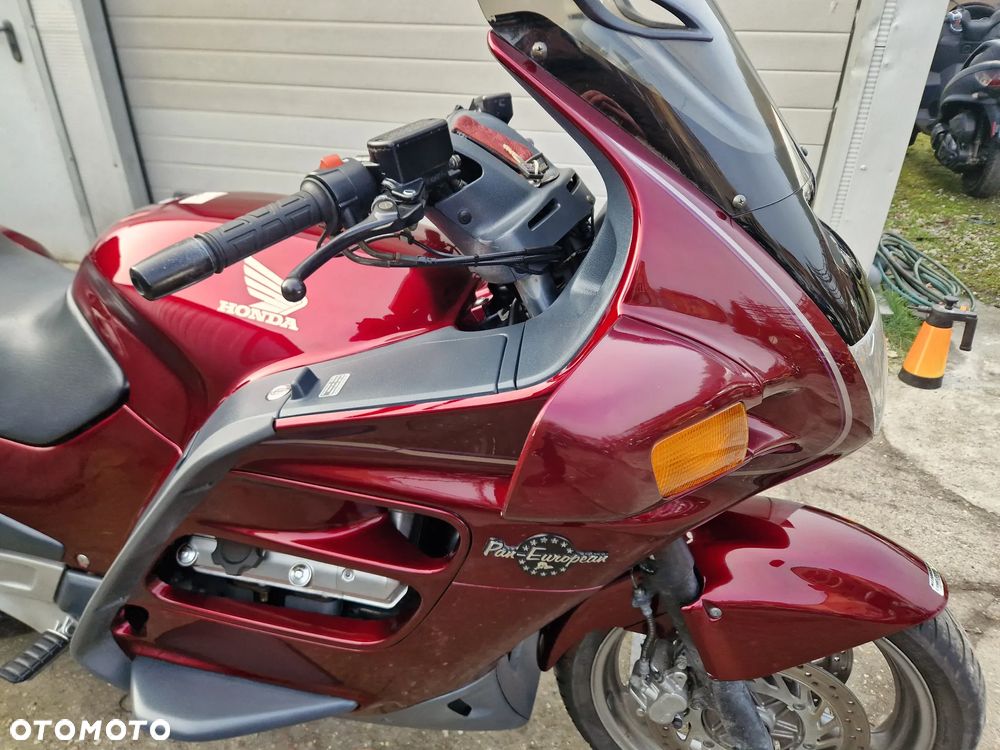 Honda ST - 12