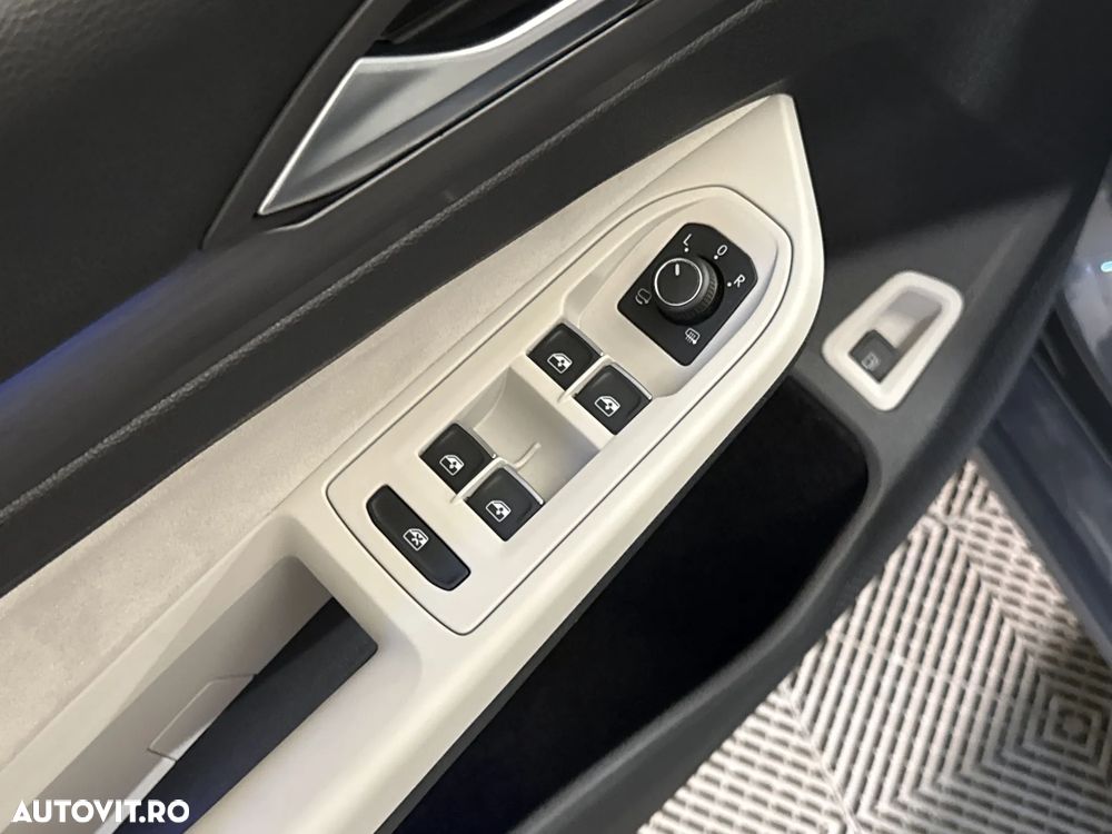 Volkswagen Golf - 14