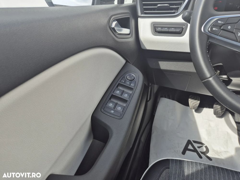 Renault Clio V TCe 90 Techno - 13