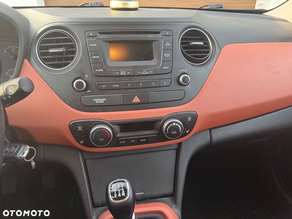 Hyundai i10 1.2 Premium - 10
