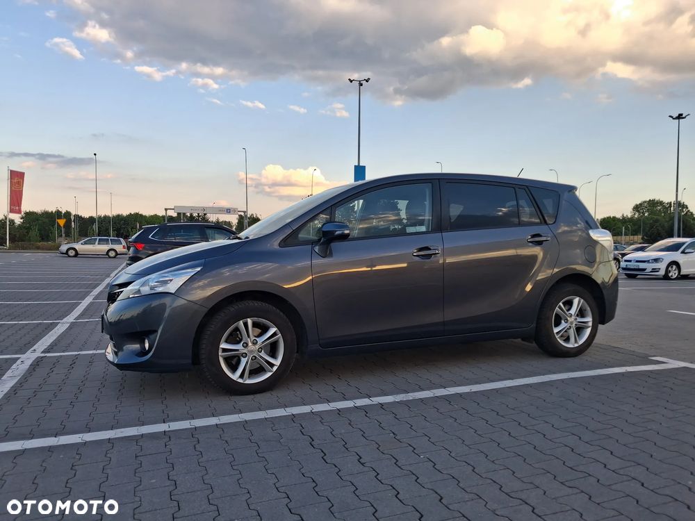 Toyota Verso - 9