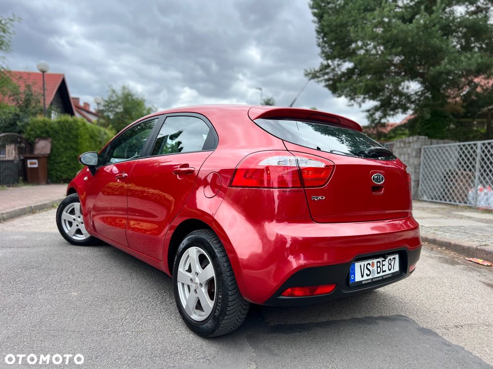 Kia Rio 1.4 Edition 7 - 3