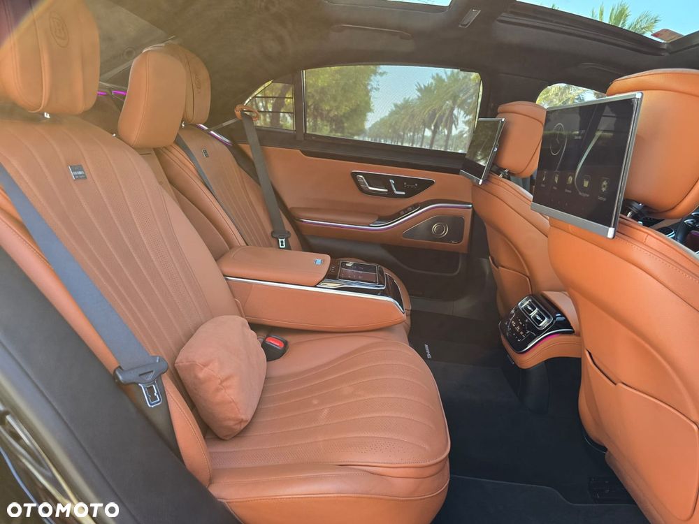 Mercedes-Benz Klasa S 500 4Matic L 9G-TRONIC - 15