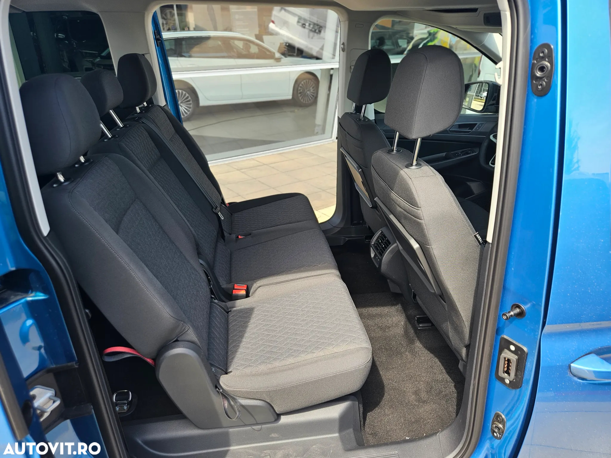 Volkswagen Caddy - 8