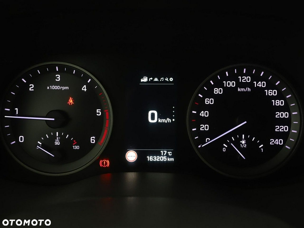 Hyundai Tucson 1.7 CRDI BlueDrive Style 2WD - 22