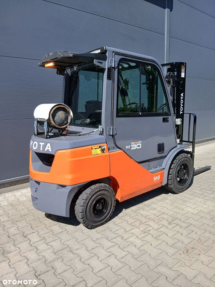 Toyota 02-8FGF30 - 6