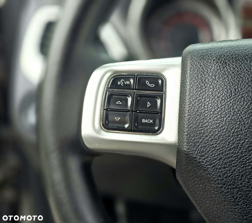 Fiat Freemont - 12