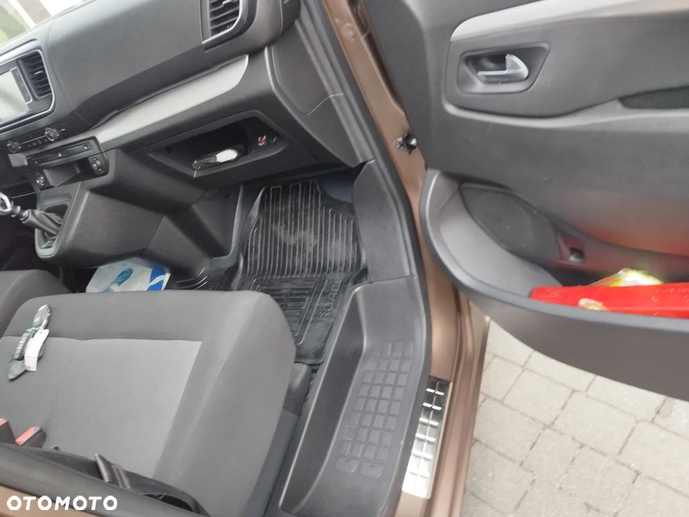 Toyota Proace Verso 2.0 D4-D Long Family - 32