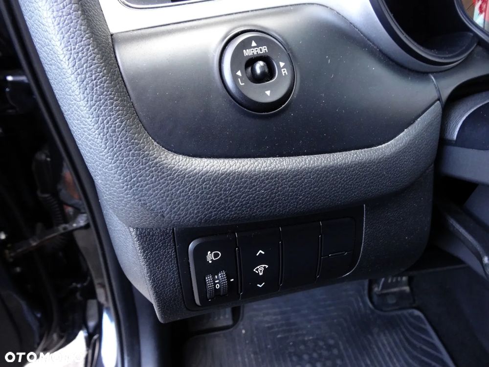 Kia Ceed 1.4 CVVT Attract - 33