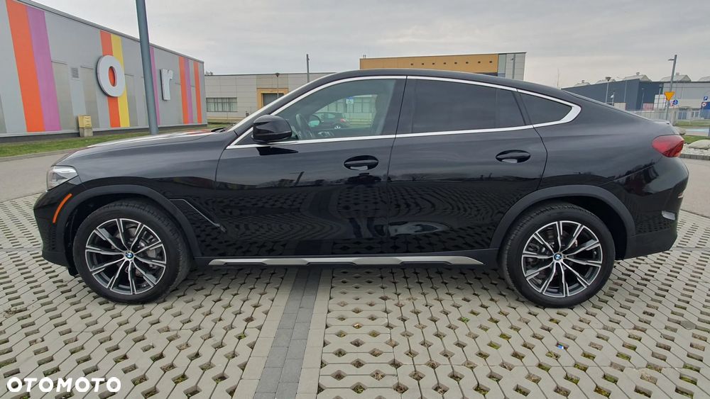 BMW X6 xDrive40i mHEV - 9