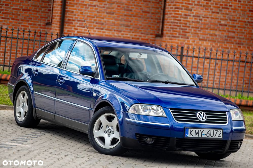 Volkswagen Passat 1.9 TDI 4Mot Highline - 3