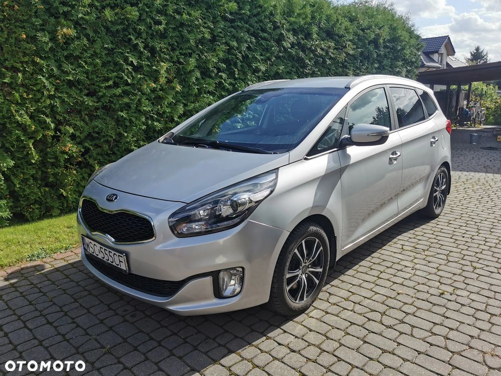 Kia Carens 1.6 GDI Business Line EU6 - 11