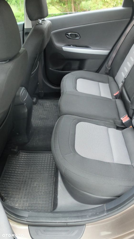 Kia Ceed Cee'd 1.6 GDI L - 24