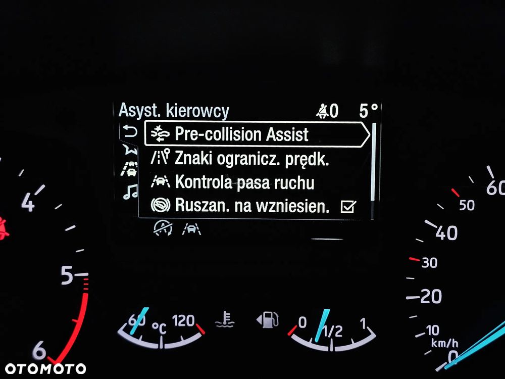 Ford Focus 1.5 EcoBlue SCR Connected - 24