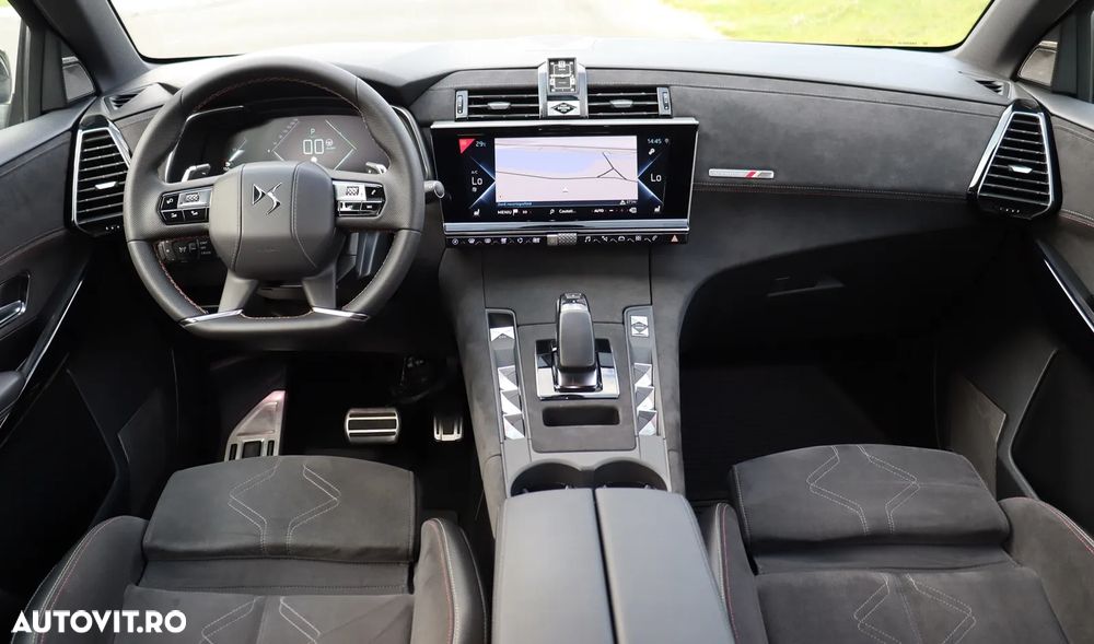 DS Automobiles DS 7 Crossback 1.6 PHeV FWD 225 EAT8 PERFORMANCE LINE + - 18
