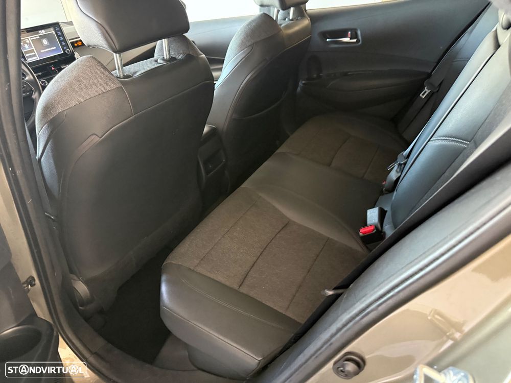 Toyota Corolla 1.8 Hybrid Square Collection - 10