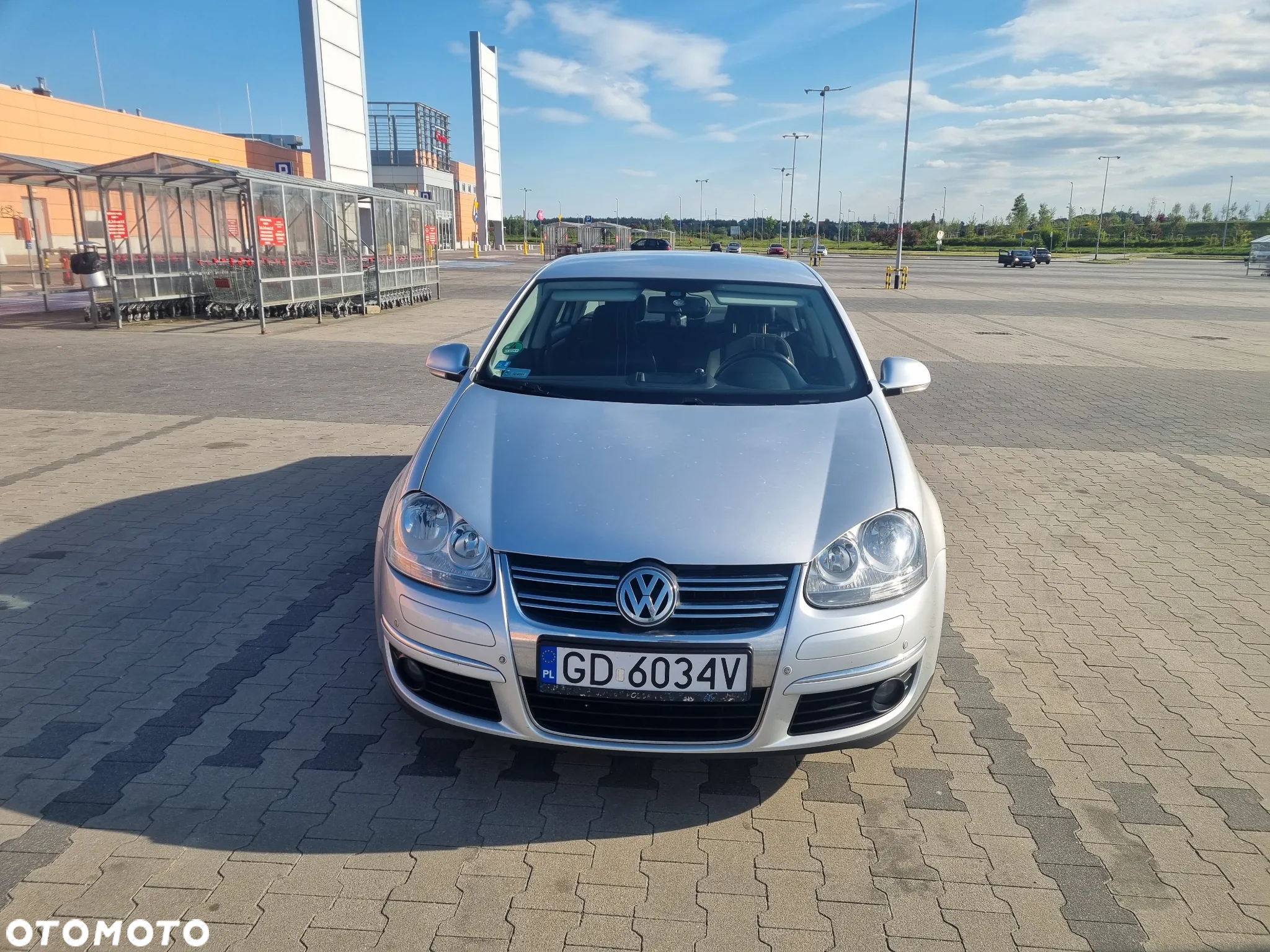 Volkswagen Jetta 1.4 TSI Trendline - 2