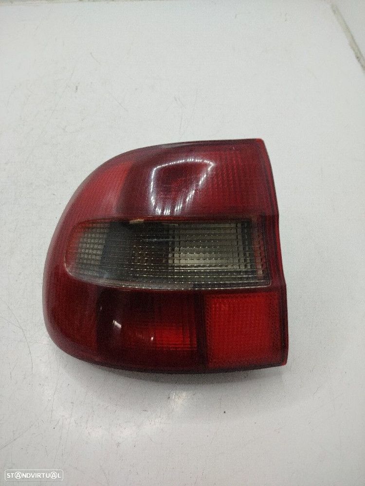 Farolim Stop Esq Volvo V40 Combi (Vw)