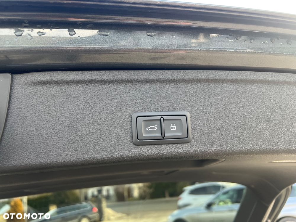 Audi A4 Avant 2.0 TDI S tronic quattro sport - 18