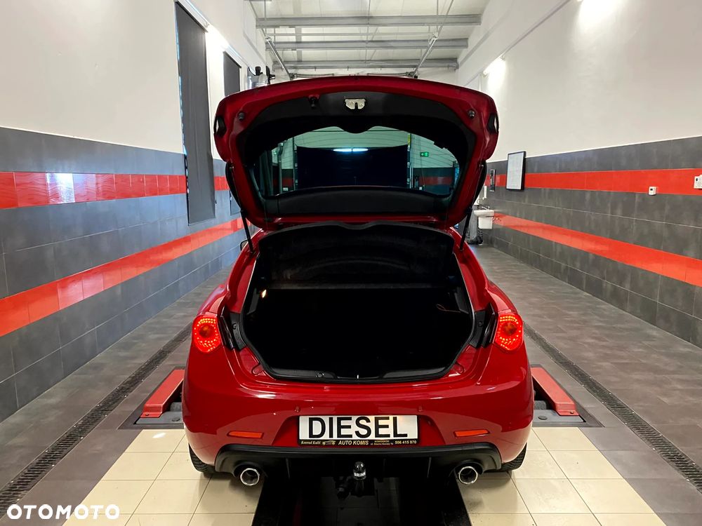Alfa Romeo Giulietta 2.0 JTDM Exclusive - 15