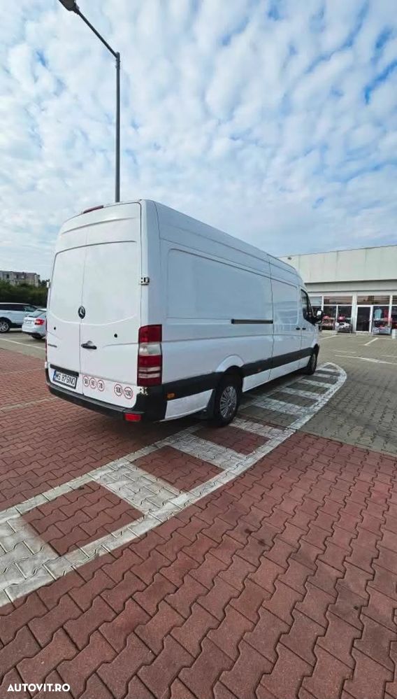 Mercedes-Benz SPRINTER - 4