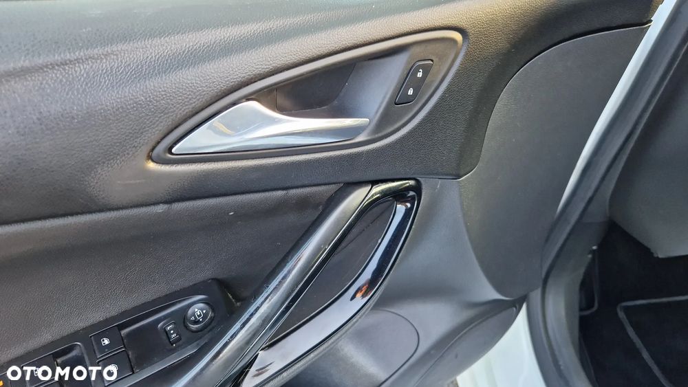 Opel Astra 1.4 Turbo Edition Sport - 21