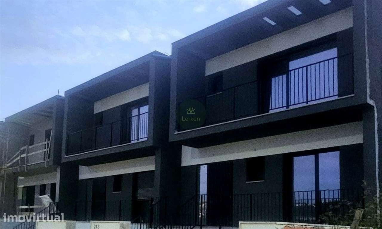 Moradia em Banda T3 Venda em Merelim (São Pedro) e Frossos,Braga