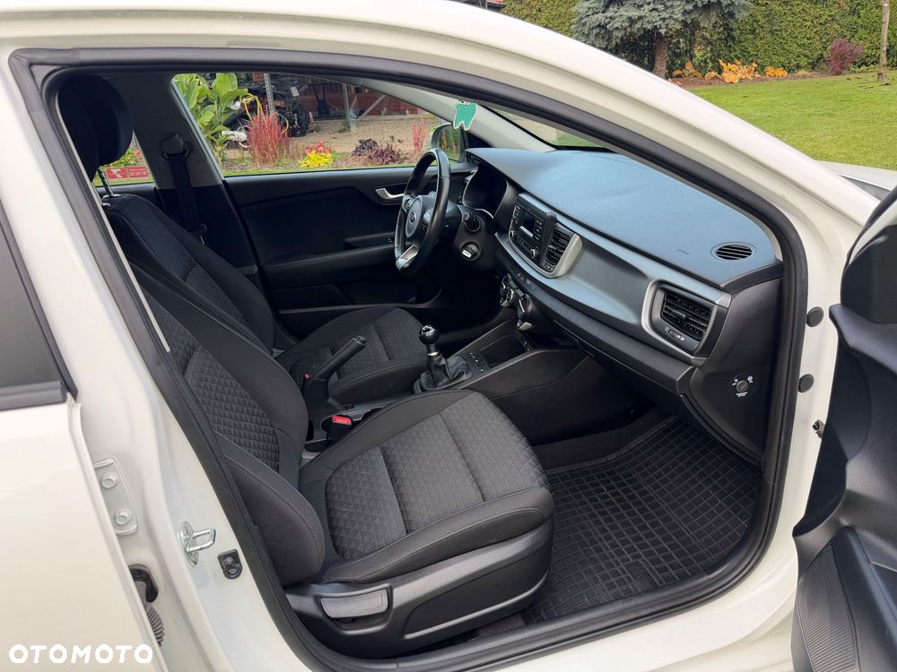 Kia Rio 1.2 M - 13