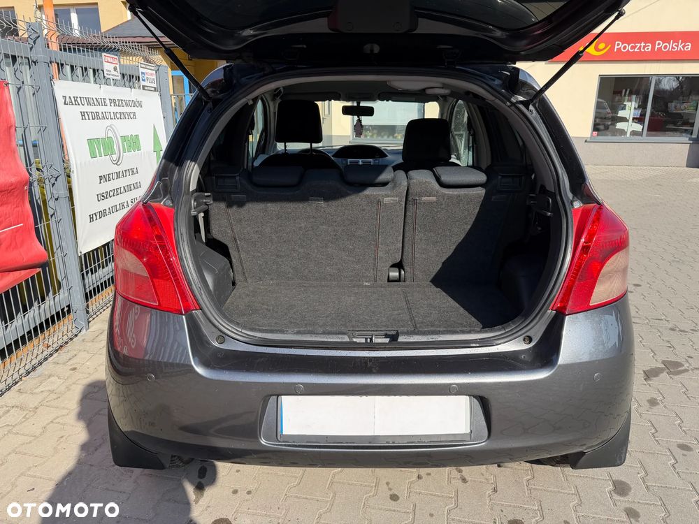 Toyota Yaris 1.3 Sol MM - 19