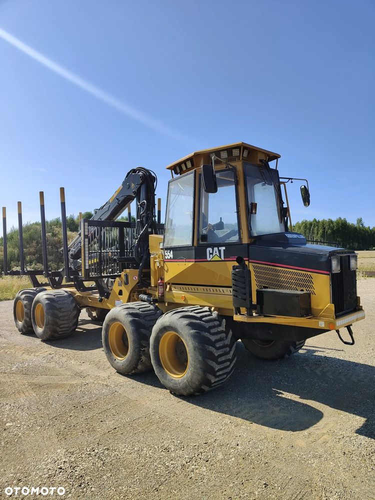 Caterpillar Forwarder - 1