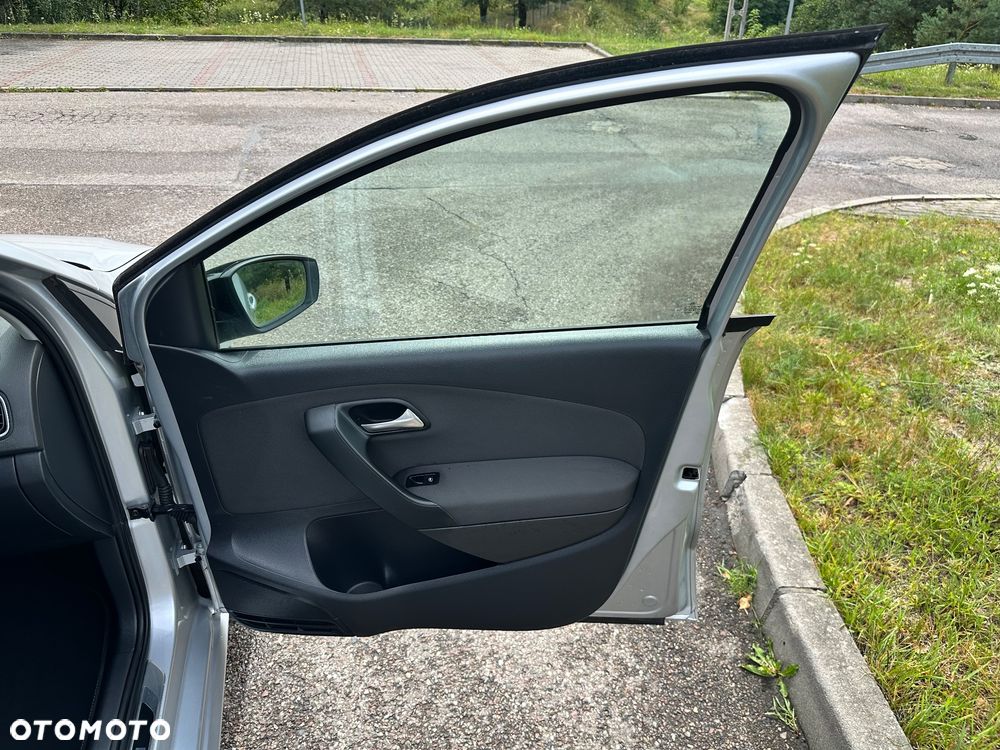 Volkswagen Polo - 27